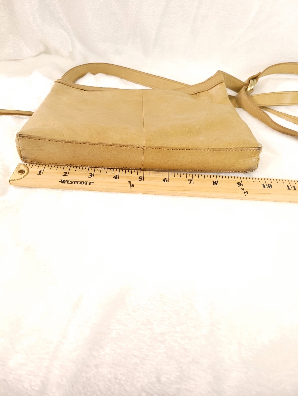 Hobo Cassie Leather Convertible Crossbody Shoulder Bag - Picture 12 of 16